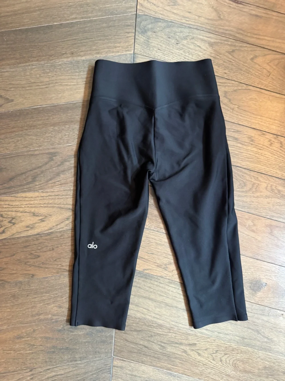 Alo Airlift capris